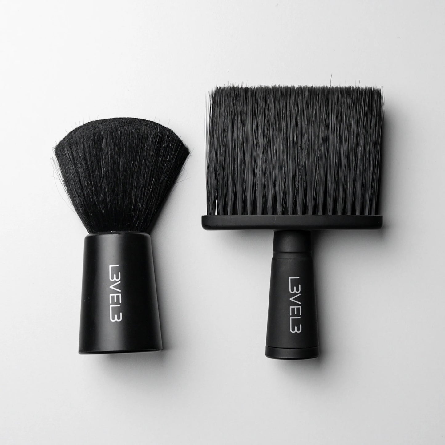 L3VEL 3 - Neck Brush Set